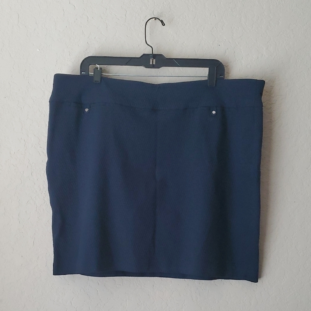 Attyre Blue Stretch Textured Knit Flat Front Skort sz 18W
